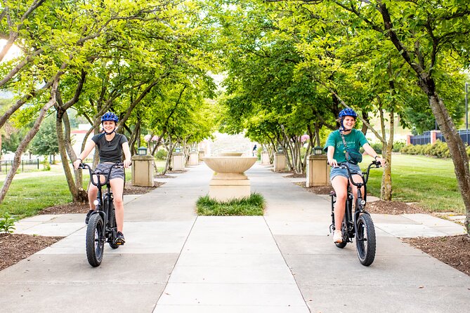 3-Hour E-Bike Sightseeing and Breweries Tour in Roanoke - Warming up beside the Roanoke River