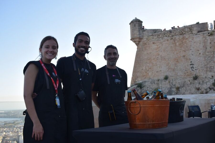 Alicante: Craft Beer Tasting at Santa Barbara Castle - Four craft beers above Alicante