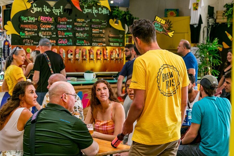 Amsterdam: Guided Craft Beer Brewery Bus Tour with Tastings - Timing, traffic, and the shape of the day