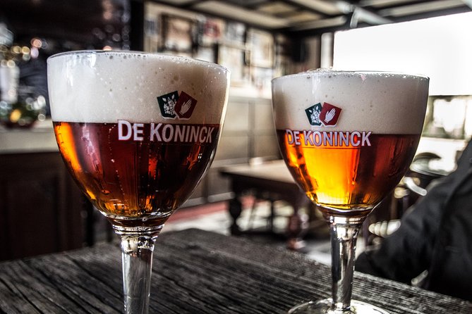 Antwerp Private Beer Tour - Walking Antwerp while the beer lessons build