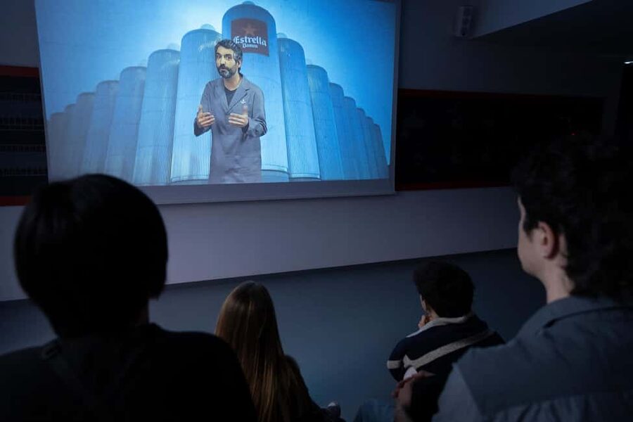 Barcelona: Estrella Damm Brewery Guided Tour with Tasting - Who should book this brewery visit?