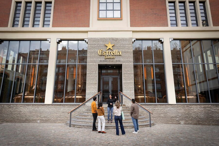 Barcelona: Estrella Damm Old Brewery Tour with Tasting - Key points to know before you go