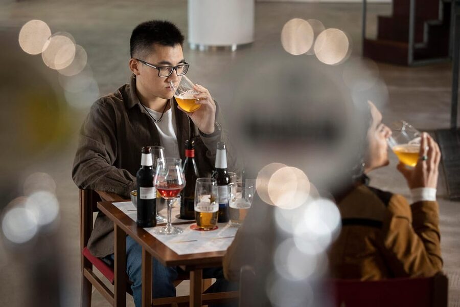 Barcelona: Estrella Damm Old Brewery Tour with Tasting - Why the 90-minute timing matters