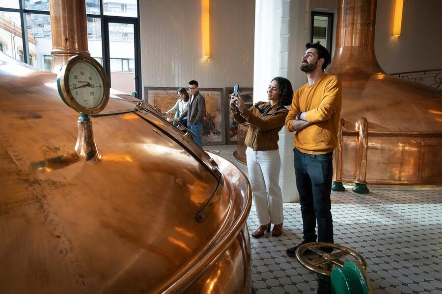Barcelona: Estrella Damm Old Brewery Tour with Tasting - Final verdict: book it for the story and tasting