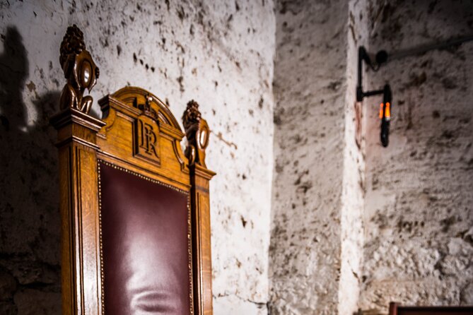 Beer Tasting Session in Edinburgh's Underground Vaults | 1 hour - Who will enjoy this most?