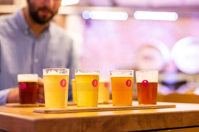 Beer Tasting Tour in Brussels - Starting with a welcome beer on Dansaert