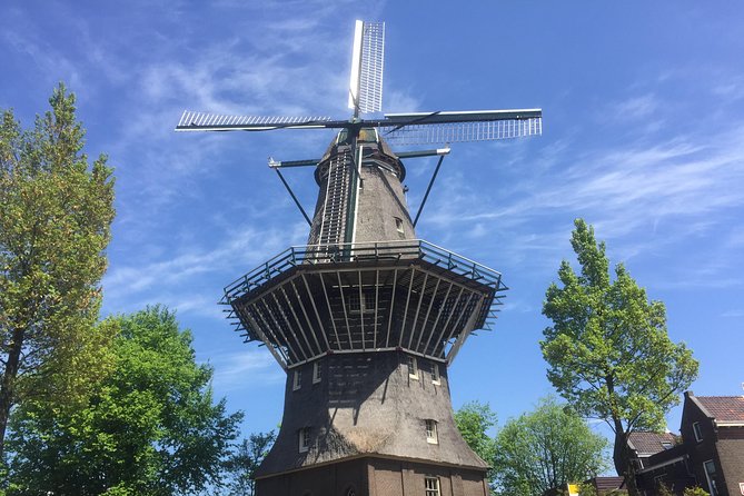 Beerbrewery tour in old Church to taste the best local beers. - Muiden and the castle from 1275