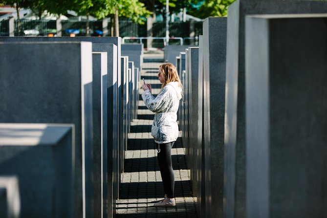 Berlin City Bike Tour with Beer Garden Stop - Checkpoint Charlie and the Berlin Wall