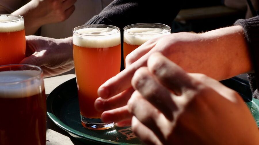 Berlin: Guided Craft Beer & Cultural Tour With Snacks - What makes the beer stops worth your time