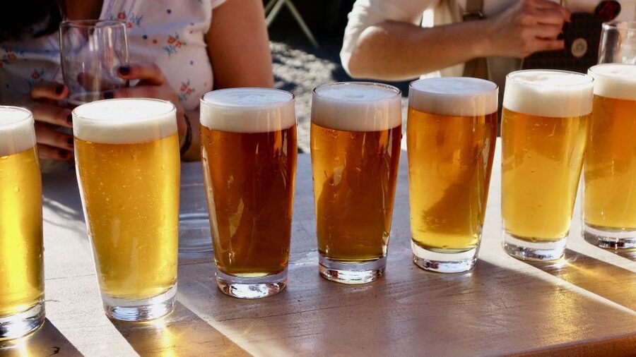 Berlin: Guided Craft Beer & Cultural Tour With Snacks - Three breweries, nine beers, and plenty of comparison
