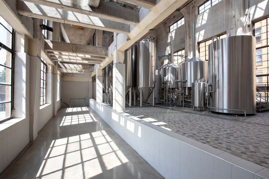 Berlin: Vagabund Brauerei Beer Tasting & Guided Brewery Tour - Why Vagabund’s Kesselhaus makes a good beer stop