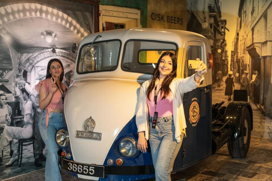 Birkirkara: The Farsons Brewery Entry Ticket and Beer Flight - Food, shopping, and extending the visit