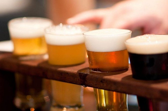 Brew-Ha Ha Tour Craft Beer and Comedy Club Tour - Henderson and the UNLV-Linked Beer