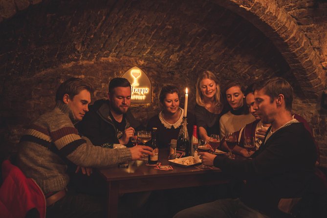 Bruges Beer Tour with chocolate pairing by a young local - Why this Bruges beer walk is different