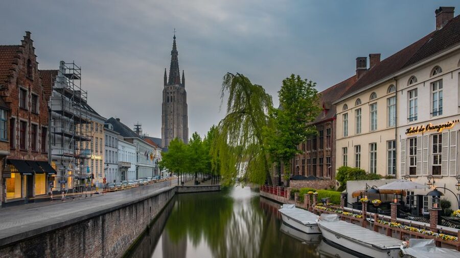 Bruges: Guided Tour & Boat Ride with Optional Beer Tasting - Walplein, Stoofstraat, and Old St. John’s Hospital