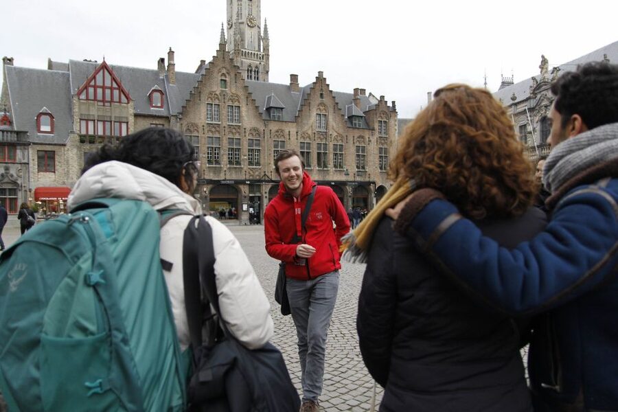 Bruges: History, Chocolate and Beer Walking Tour - Timing, comfort, and practical details