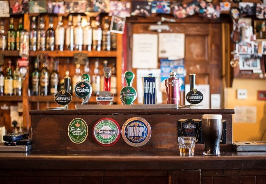 Brussels: Beer Tasting with a Local Guide - Starting at Grand Place with a Spanish-speaking guide