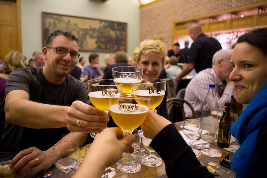 Brussels: Belgian Beer Tasting Tour - A la Bécasse and the traditional beer hall experience