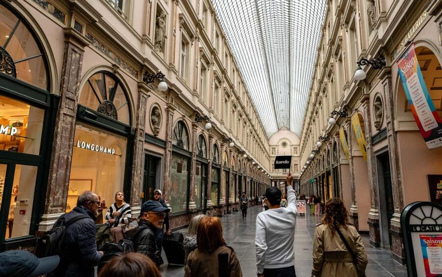 Brussels: Guided Walking Tour with Optional Beer Tasting - The Bourse and the optional Belgian beer tasting