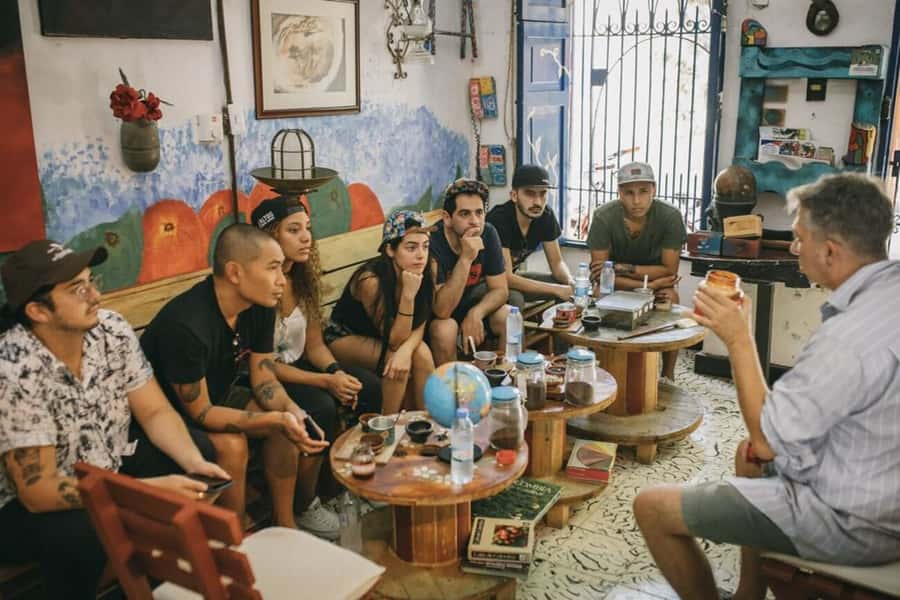 Cartagena Coffee Masterclass: Artisanal Roasting and Brewing - Comparing four or five coffee samples