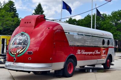 Chicago to Milwaukee Day Trip with Brewery Tour & City Highlights