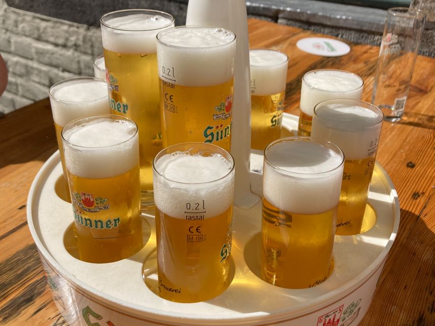 Cologne: 3 Old Town Breweries Guided Walking Tour - Third stop: Bierhaus en d’r Salzgass