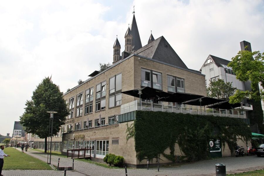 Cologne: Brewery Tour with Kölsch and Halven Hahn - Understanding Kölsch beyond the tasting glass