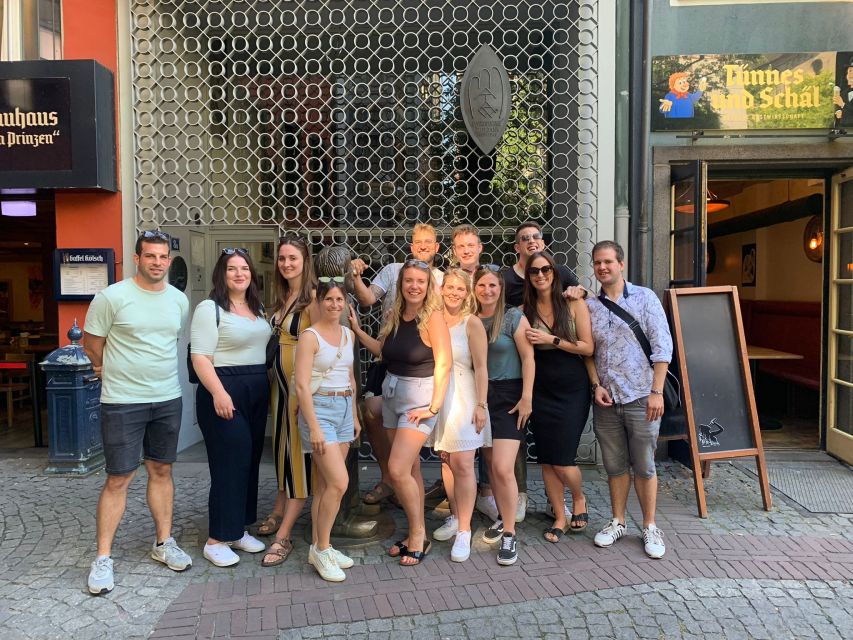 Cologne: Old Town Walking Tour inkl Brewery Visit - Three breweries and the Kölsch tradition