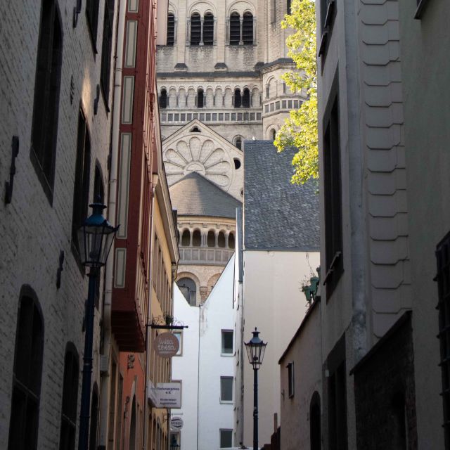 Cologne: Old Town Walking Tour inkl Brewery Visit - Why the guide matters on this route