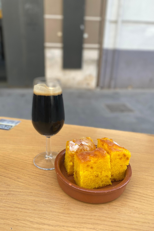 Craft Beer Tasting and tapas in Valencia - The strongest part is the guide