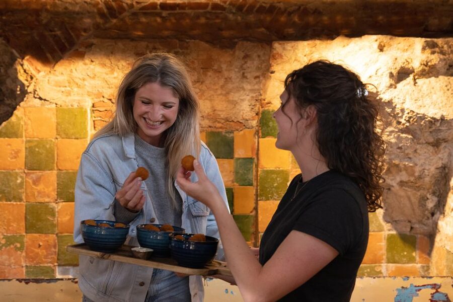 Delft: Craft Beer Tasting in Medieval Brewery - Practical timing and booking advice