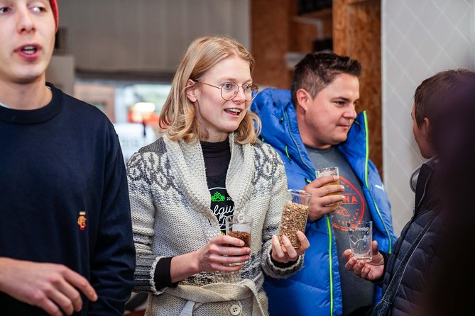 Discover our Brussels craft breweries with a local, passionate, young guide - Second stop: a young brewery behind the scenes