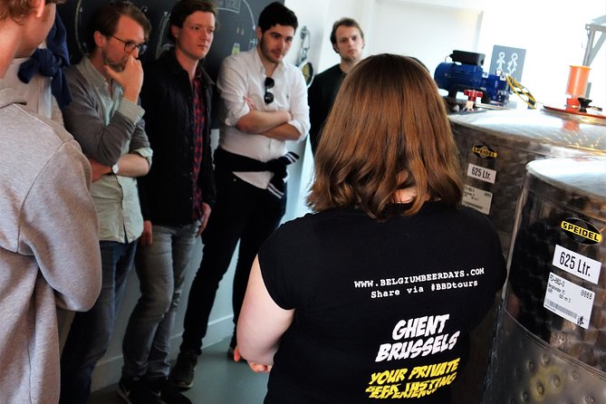 Discover our Brussels craft breweries with a local, passionate, young guide - Who should book this beer experience?