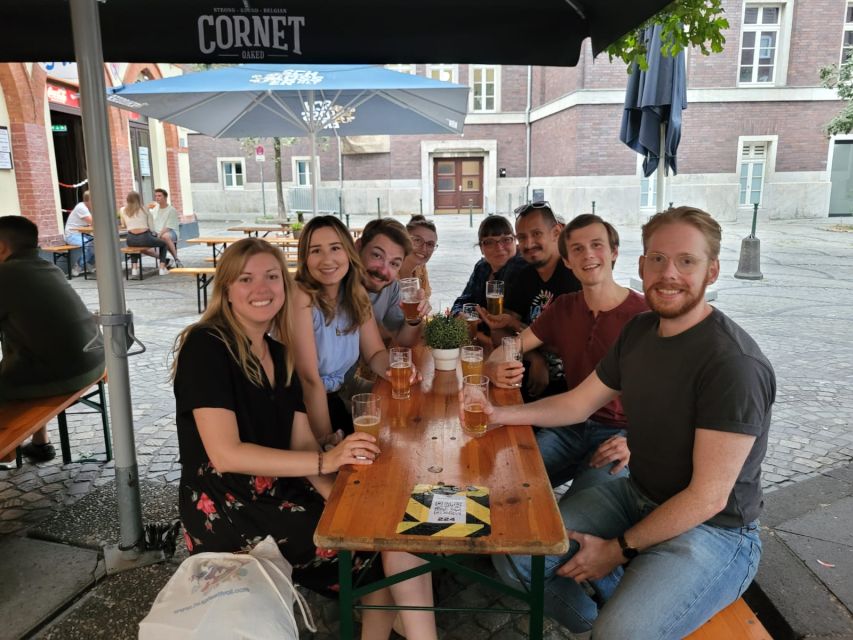 Düsseldorf: Guided Beer Tour with 4 Beers & a Flexible Route - What the $39 price really covers