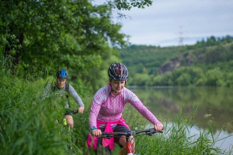 E-Bike Day Trip: Visit a Roman Castle and Taste Craft Beer - The return ride and train connection