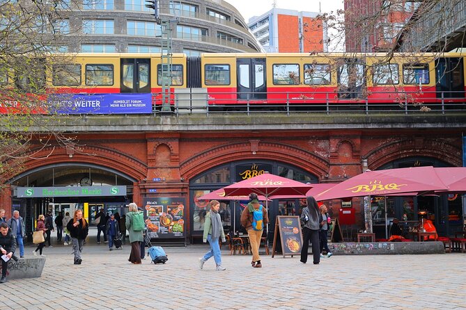 Eating Berlin: City Center Food & Beer Tour - Curry 61 explains Berlin’s most famous sausage