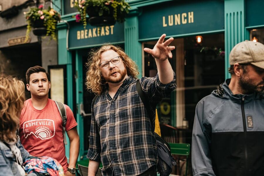 Edinburgh: Pubs and History Guided Walking Tour with Beer - Why beer is a useful way to see Edinburgh