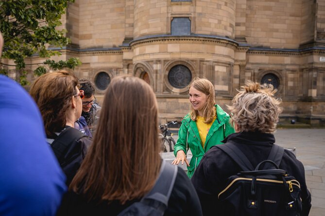 Edinburgh: Pubs & History Walking Tour with Beer Tasting - Starting at St Giles’ Street in the Old Town