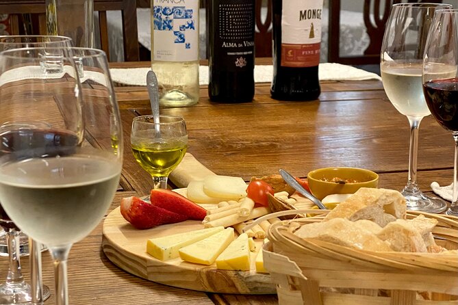 Food Tour: Wine, Beer & Liquor - Porto’s Secret Spots - Starting near Torre dos Clérigos and Avenida dos Aliados
