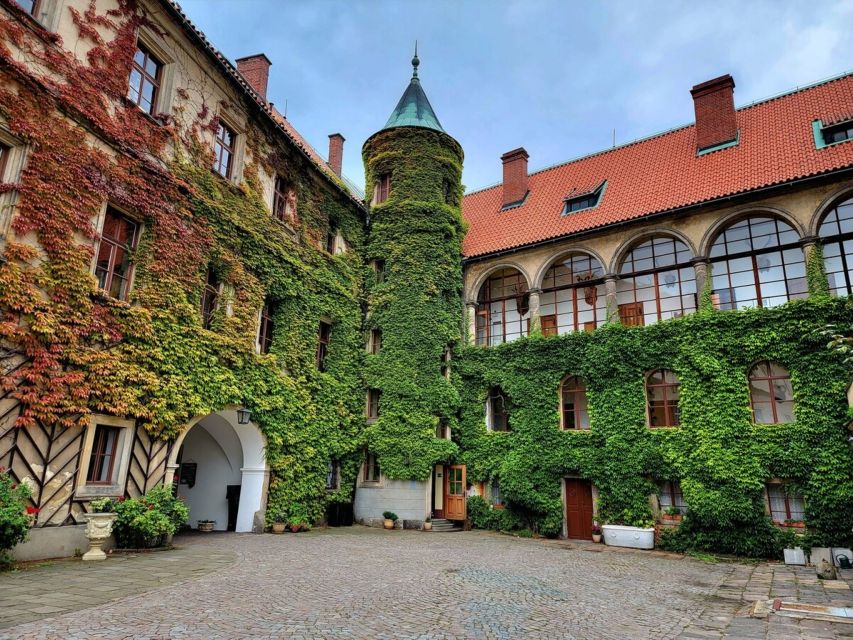 From Prague: Hike, Castle and Brewery in Bohemian Paradise - Who will enjoy this day most?
