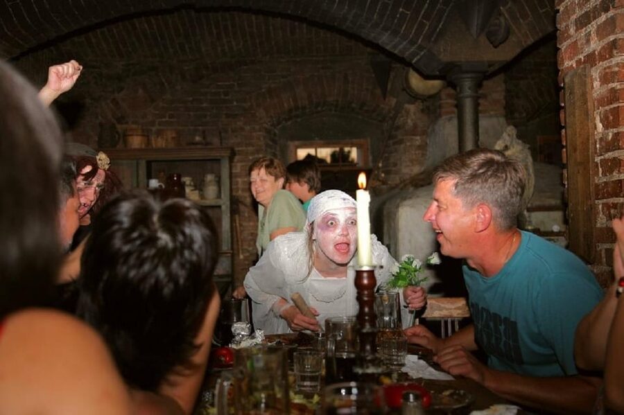 From Prague: Medieval Dinner, Show, Castle and Brewery - Why Dětenice makes an unusual Prague side trip