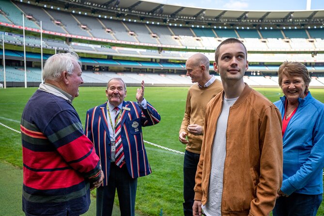 Full-Day Sports and Beer Tour of Melbourne with Lunch - Albert Park and the Formula 1 Circuit