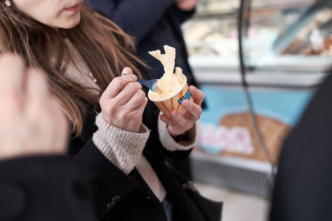 Funky Food & Beer Walk of Reykjavik - Traditional food and history - The food stops: from familiar to daring