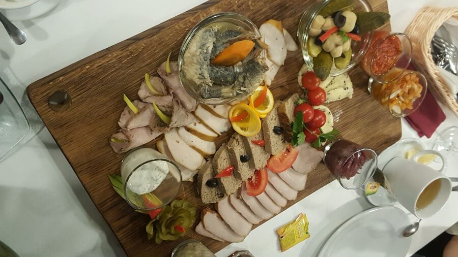 Gdansk Private Polish Beer Tasting Tour at Best Pubs & Bars - The four-hour option: 13 beers with a Polish meal
