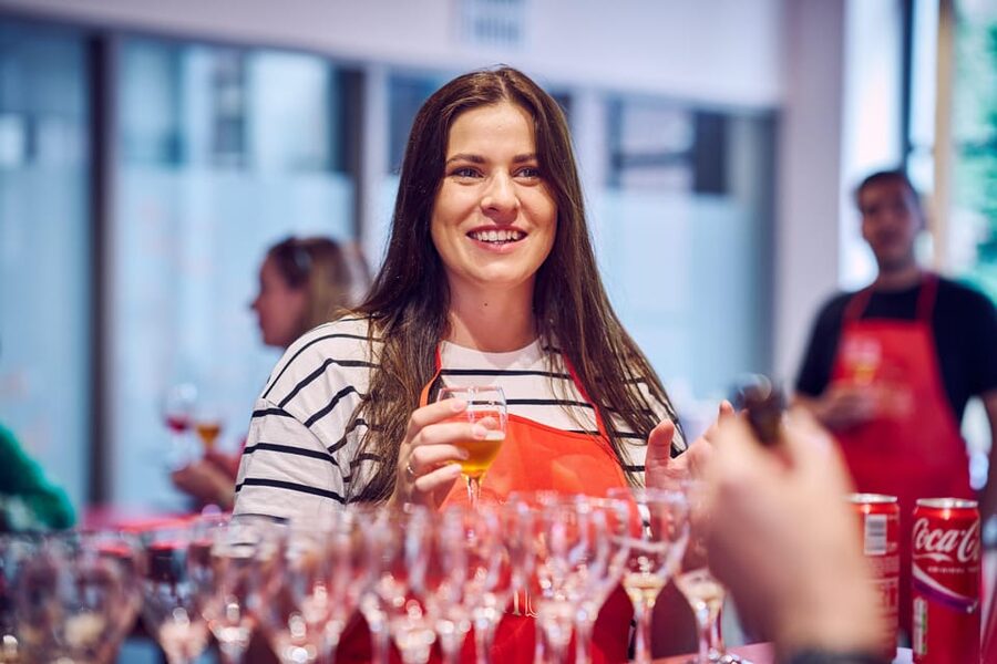 Ghent: Belgian Waffle-Making Workshop with Beer Tasting - Who should book this experience?
