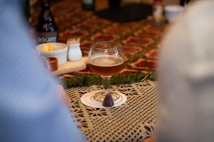 Ghent: Brewery visit + Beer Tasting tour with a Young Local - Stop three: more than 300 Belgian beers