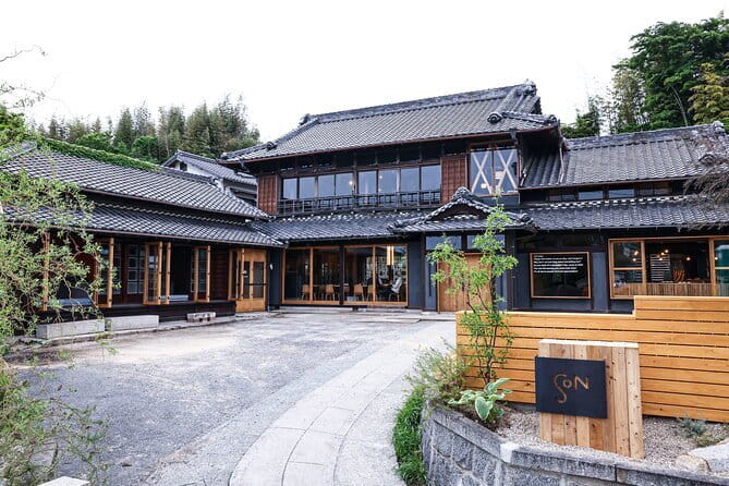 Guiged Brewing Tour and Workshop Local Lunch - Why this Okada experience is worth your time