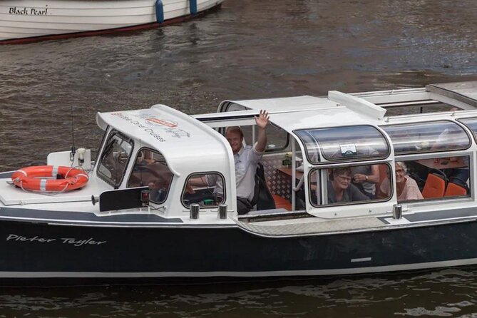 Haarlem: 90-minute Beer Tasting Cruise - Beer, food, and the $84 price