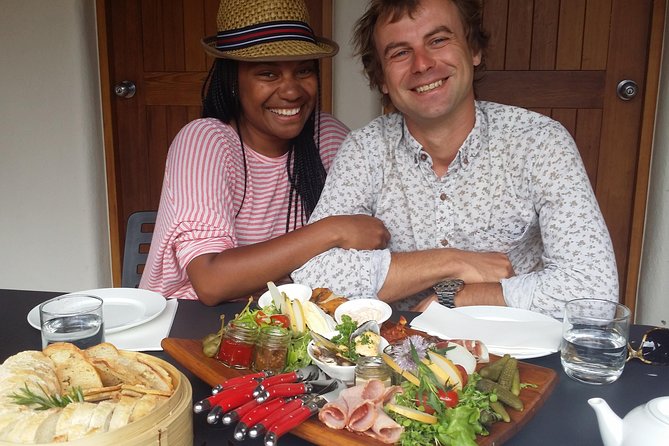 Half-Day Marlborough Wine Tour & Beer Tour - Saint Clair brings lunch and wine together