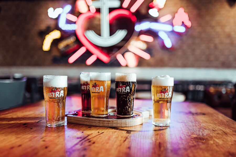 Hamburg: St. Pauli Breweries Walking Tour with Tastings - Starting beside the harbor at the Hard Rock Cafe